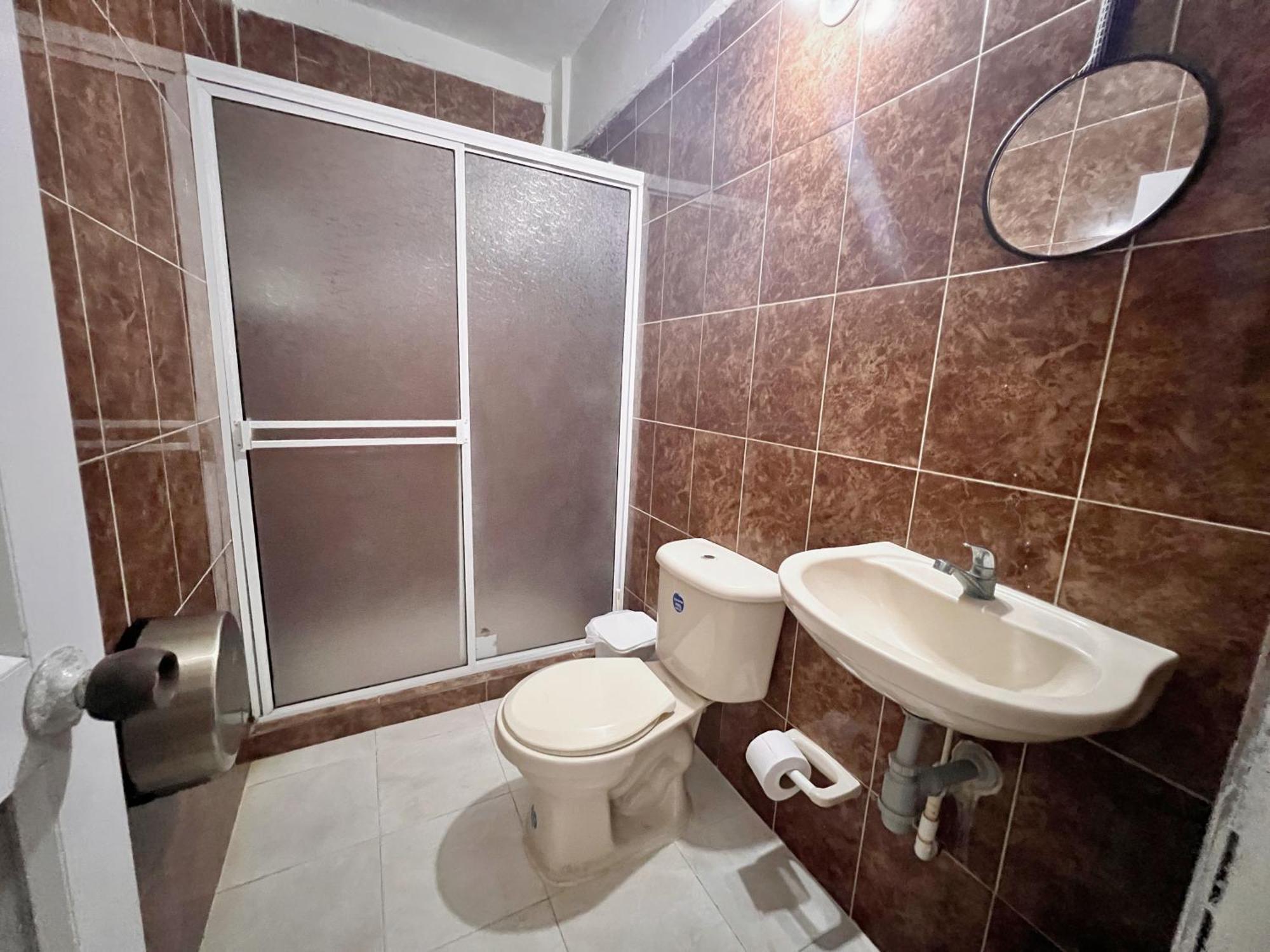 Hostal Mom Mariela San Andrés Esterno foto